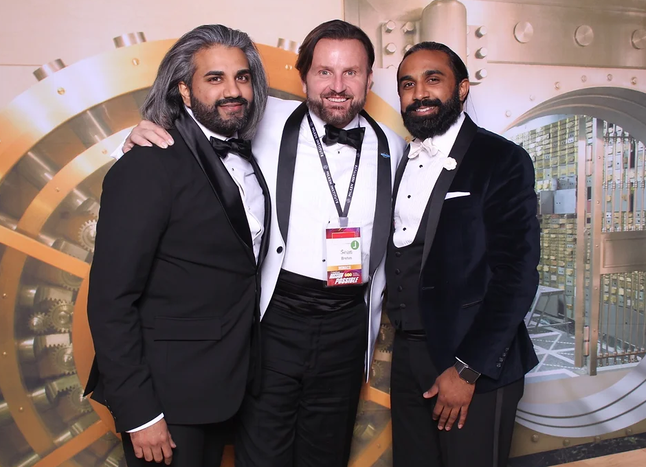 Black-tie gala guests at Hollywood-style photo booth event